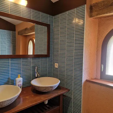 Maison De Charme A - Jardin Et Terrasse Accueillante Mouzillon