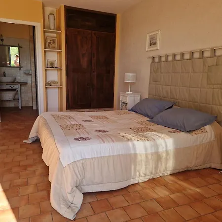 Дом отдыха Maison De Charme A - Jardin Et Terrasse Accueillante *